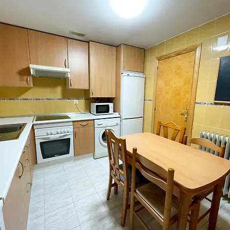 Ciudadela 3000 Apartment Jaca